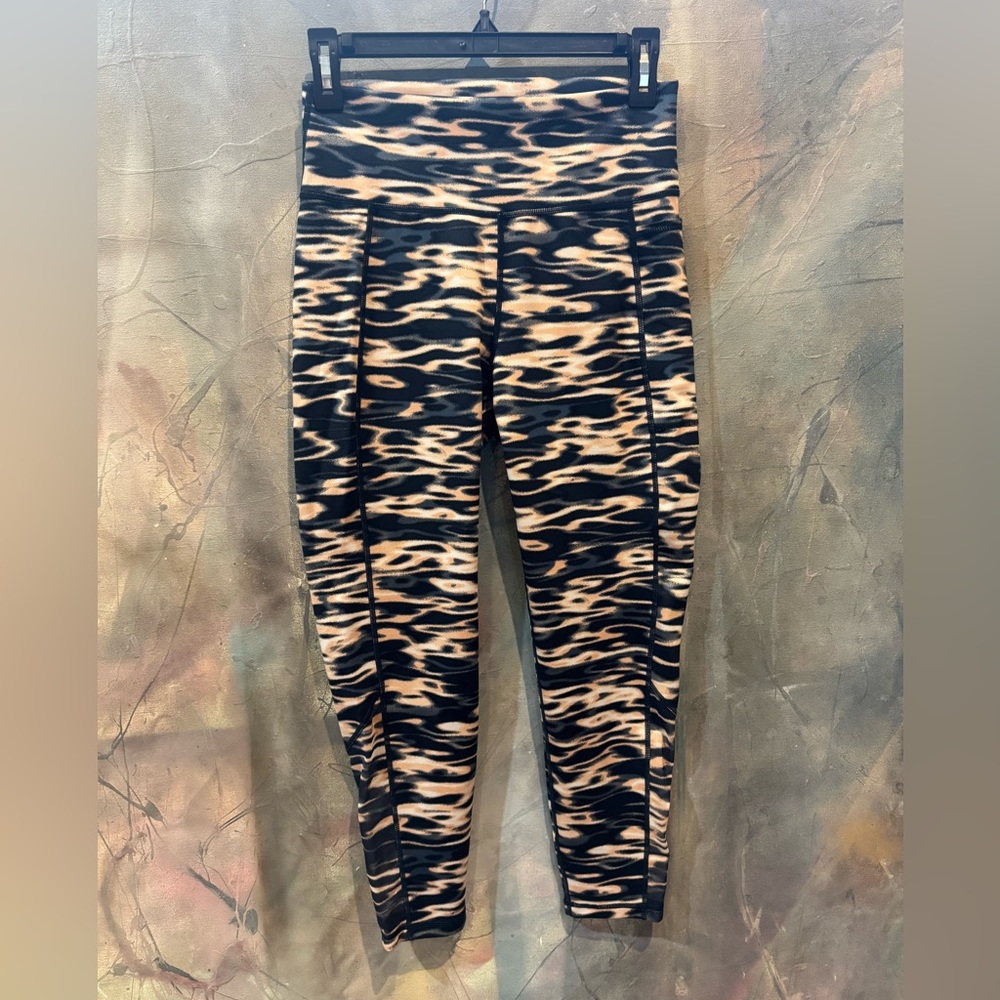 ❤ SWEATY BETTY “Super Sculpt” 7/8” Legging - Medium - Multi-Color - EUC Worn 2x